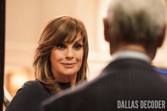 Dallas, J.R. Ewing, Larry Hagman, Linda Gray, Sue Ellen Ewing, TNT, Venomous Creatures